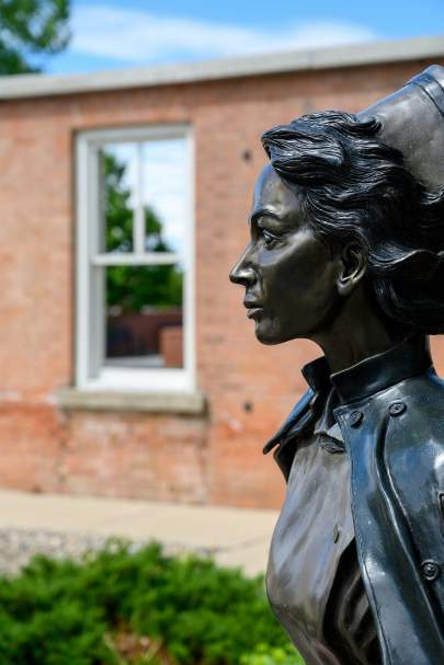 Side profile of statue of a nurse